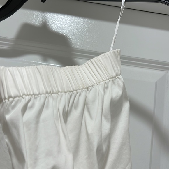 NWT Theory Joscla Blouse Off The Shoulder Top Size Petite XS White Rand Light - Picture 10 of 16